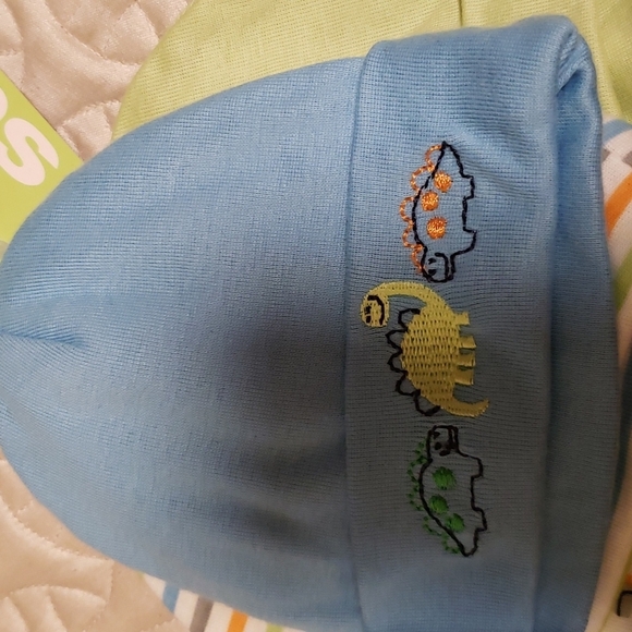 🔶️5 for $30🔶️ Baby Caps - Picture 2 of 6